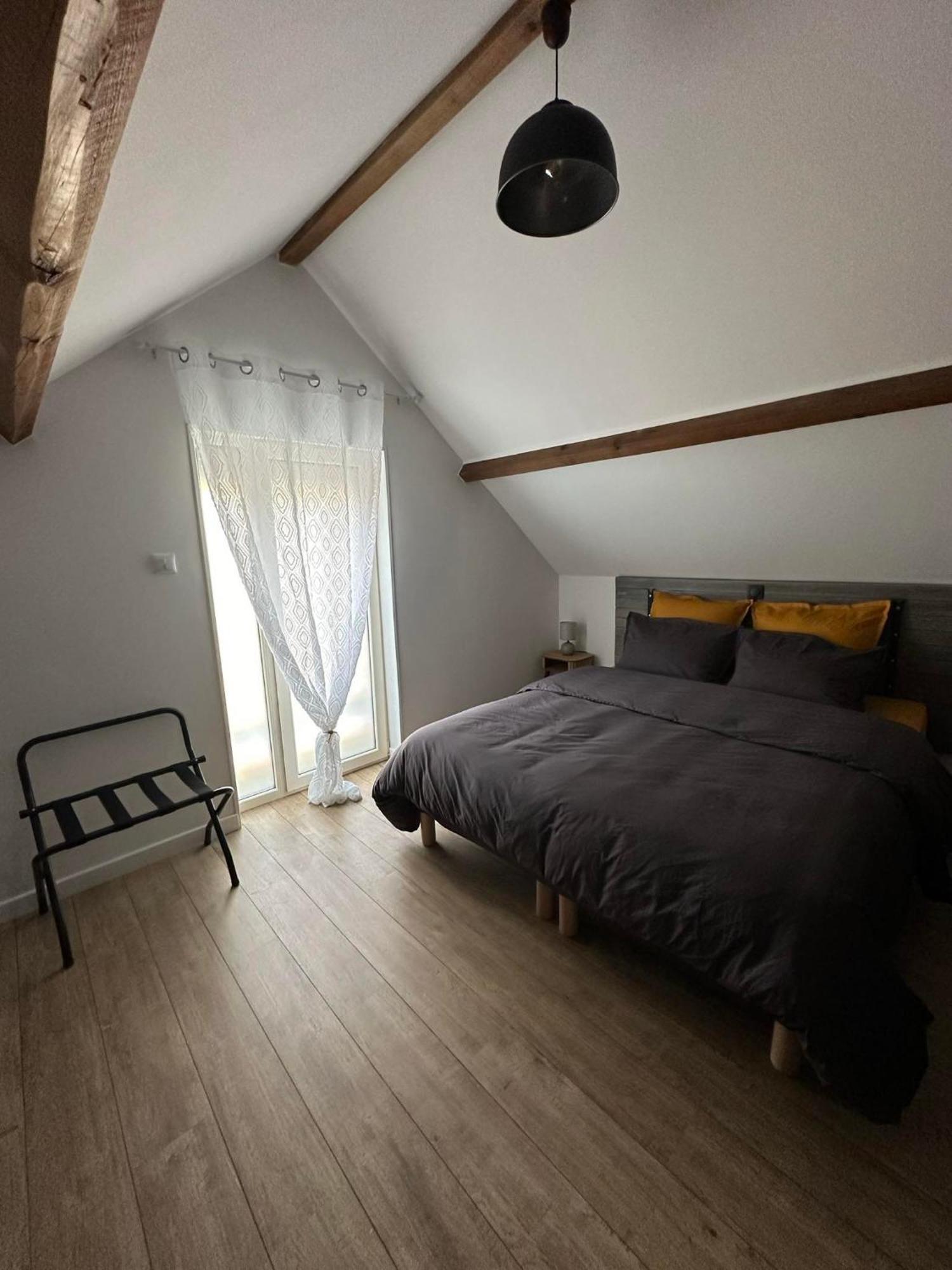 Au 112 Maison D'Hotes Estrees-Saint-Denis Екстериор снимка