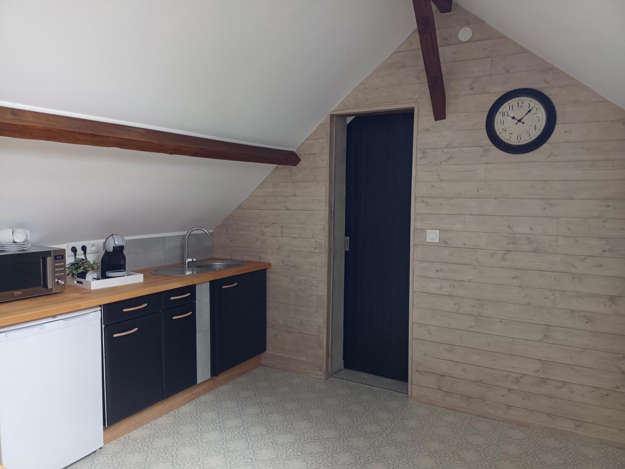 Au 112 Maison D'Hotes Estrees-Saint-Denis Екстериор снимка